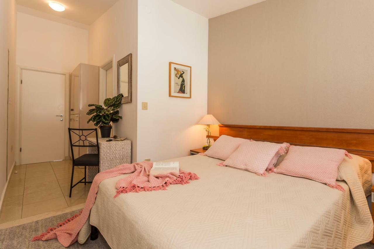 Holiday Home Lola, Sea On A Palm! Heated Pool Trogir Exterior foto