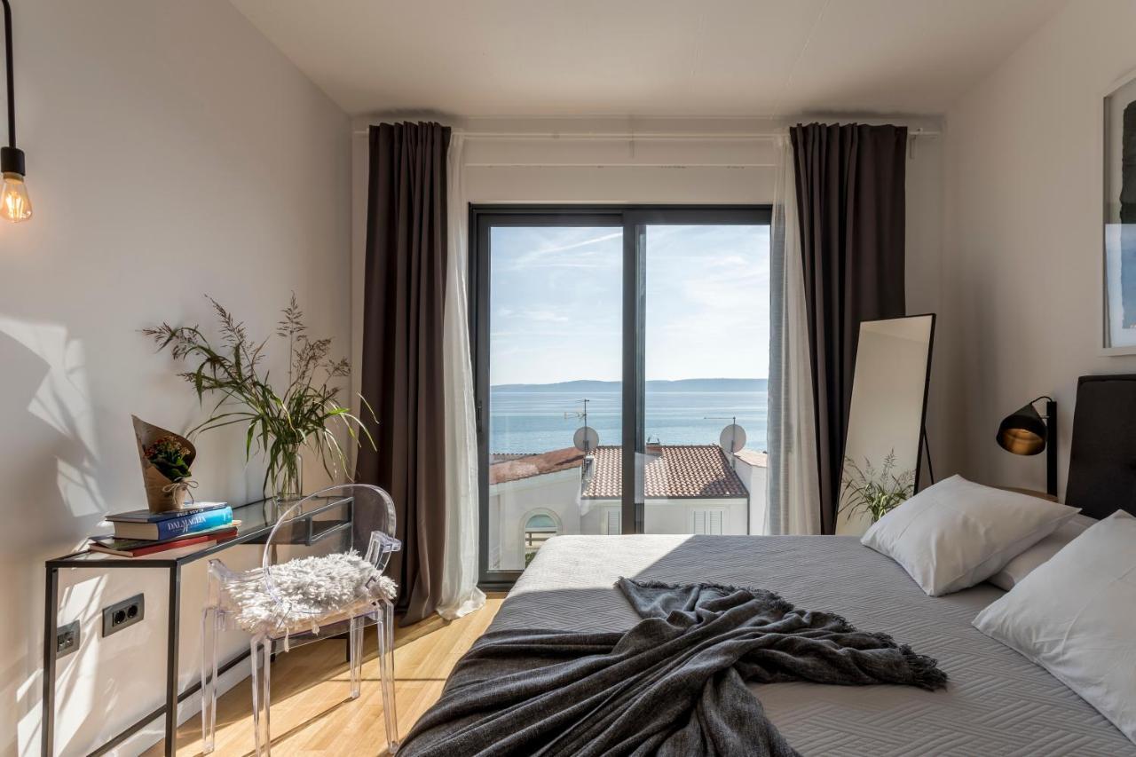 Holiday Home Lola, Sea On A Palm! Heated Pool Trogir Exterior foto